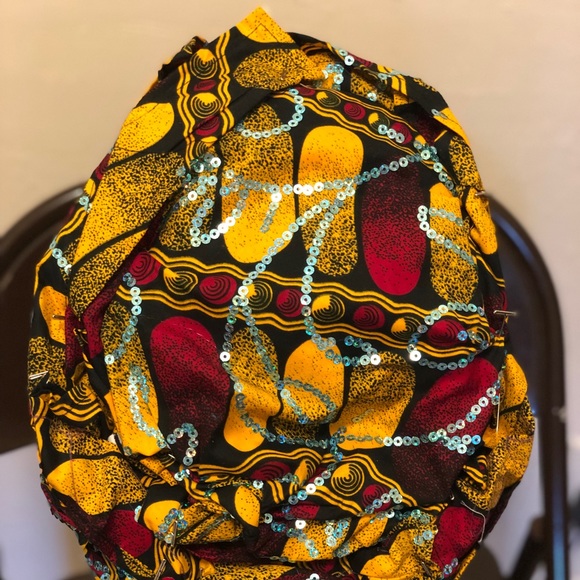 Elegant African Print Dress - Picture 4 of 6